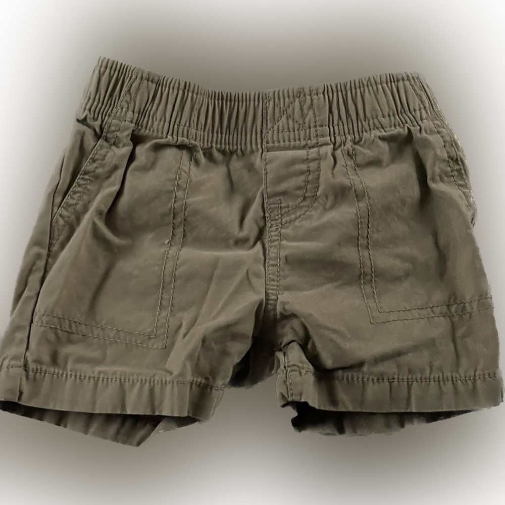 Carter’s Khaki Cargo Shorts 9 Months Stretch Waist